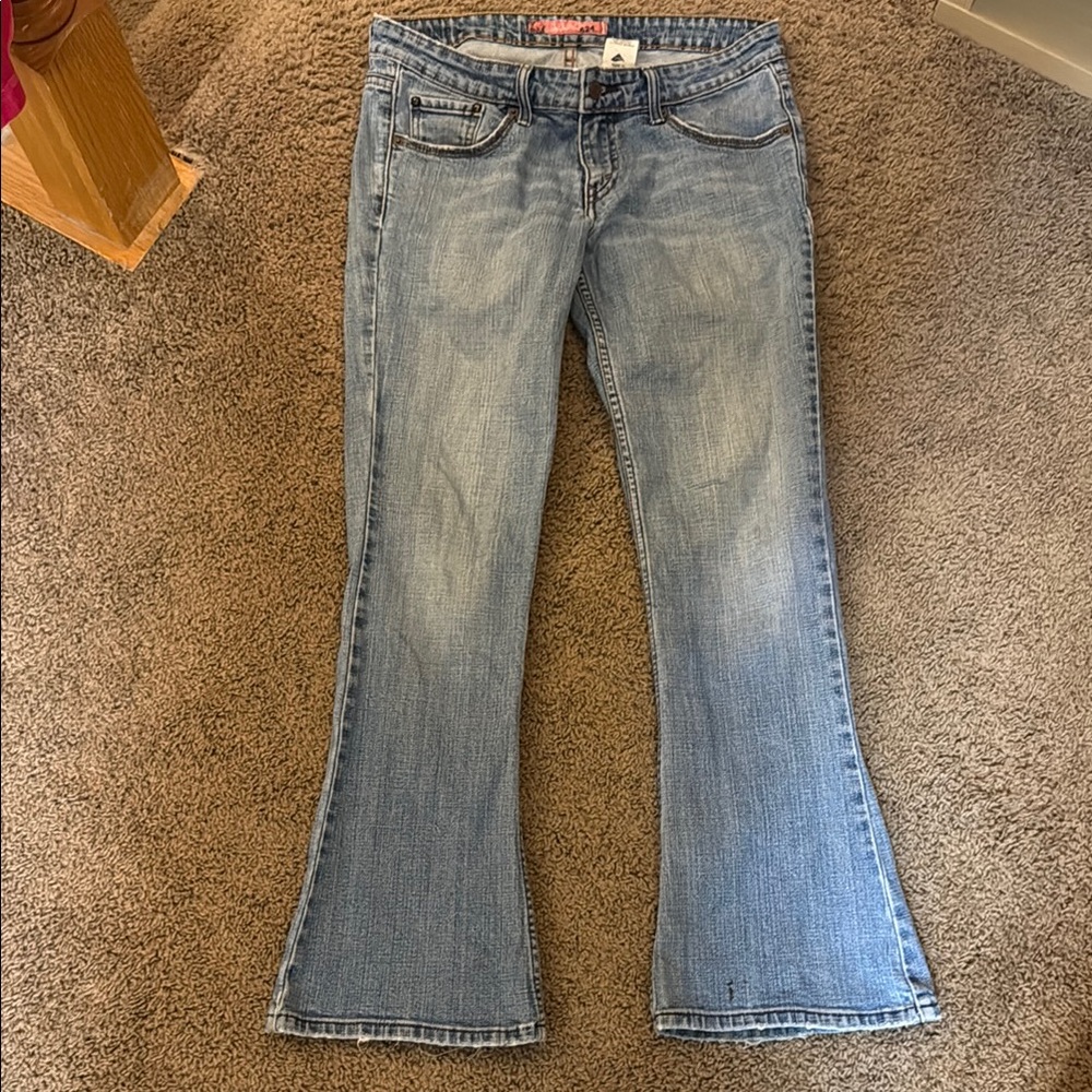 Levi's Blue skinny leg bootcut super low Jeans Size 9M see conditions in photos